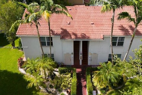 Commercial property in Coral Springs, Florida 306.21 sq.m. № 1892224 - photo 21