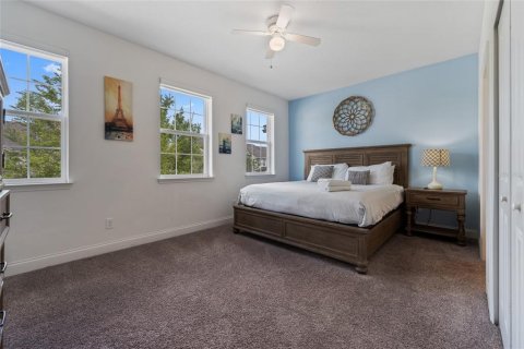 Townhouse in Davenport, Florida 4 bedrooms, 182.09 sq.m. № 2099350 - photo 20