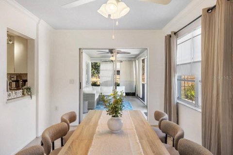 Villa ou maison à vendre à Venice, Floride: 2 chambres, 136.66 m2 № 2135422 - photo 6