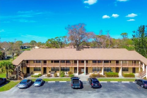 Condominio en venta en Englewood, Florida, 1 dormitorio, 70.42 m2 № 1427087 - foto 1