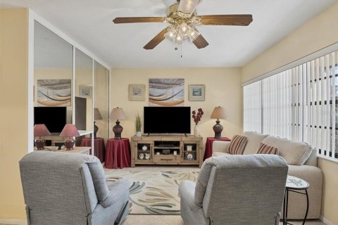 Condominio en venta en Englewood, Florida, 1 dormitorio, 70.42 m2 № 1427087 - foto 6