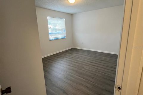 Commercial property in Lakeland, Florida 8 bedrooms, 365.66 sq.m. № 1521682 - photo 14