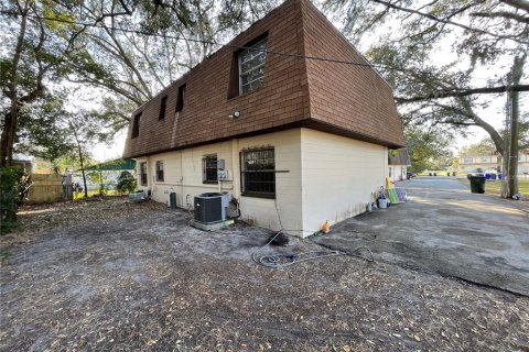 Commercial property in Lakeland, Florida 8 bedrooms, 365.66 sq.m. № 1521682 - photo 8