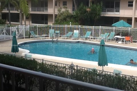 Copropriété à vendre à Hallandale Beach, Floride: 1 chambre, 57.6 m2 № 1931283 - photo 1