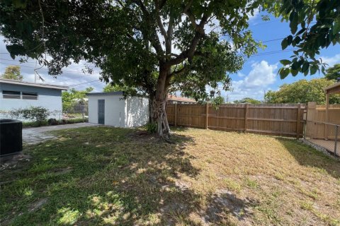 Casa en venta en Hollywood, Florida, 3 dormitorios, 118.73 m2 № 1774602 - foto 23
