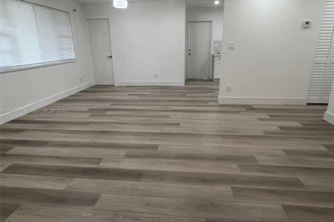 Casa en venta en Hollywood, Florida, 3 dormitorios, 118.73 m2 № 1774602 - foto 6