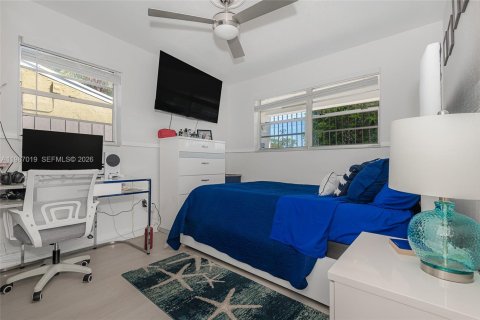 Casa en venta en Hollywood, Florida, 4 dormitorios, 164.99 m2 № 2049771 - foto 18