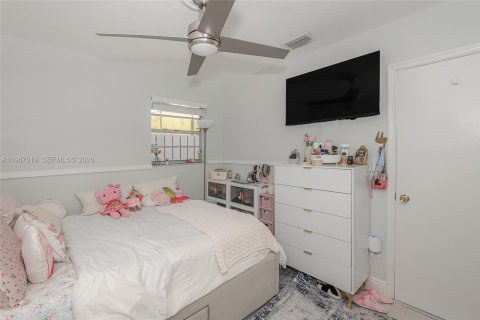 Casa en venta en Hollywood, Florida, 4 dormitorios, 164.99 m2 № 2049771 - foto 22