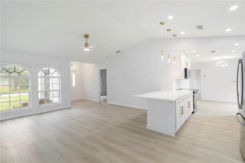 Casa en venta en North Port, Florida, 3 dormitorios, 130.34 m2 № 1806835 - foto 4