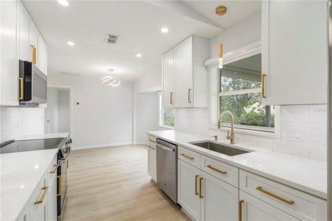 Casa en venta en North Port, Florida, 3 dormitorios, 130.34 m2 № 1806835 - foto 14