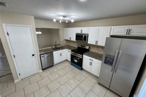 Townhouse in Kissimmee, Florida 3 bedrooms, 135.64 sq.m. № 1906734 - photo 10