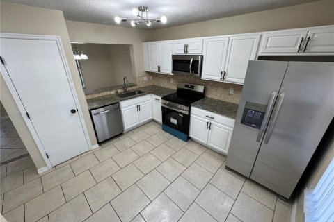 Townhouse in Kissimmee, Florida 3 bedrooms, 135.64 sq.m. № 1906734 - photo 7