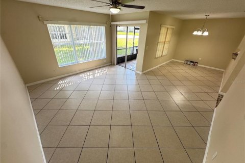 Townhouse in Kissimmee, Florida 3 bedrooms, 135.64 sq.m. № 1906734 - photo 15