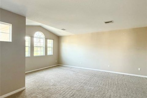 House in Tampa, Florida 4 bedrooms, 345.41 sq.m. № 2237100 - photo 22