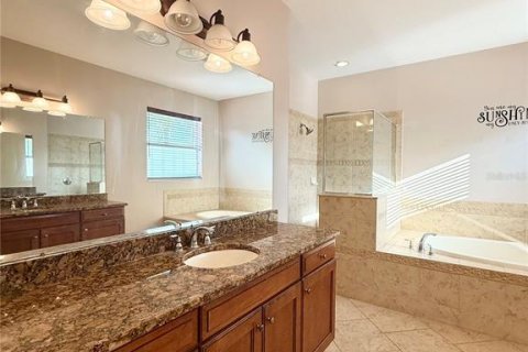House in Tampa, Florida 4 bedrooms, 345.41 sq.m. № 2237100 - photo 9
