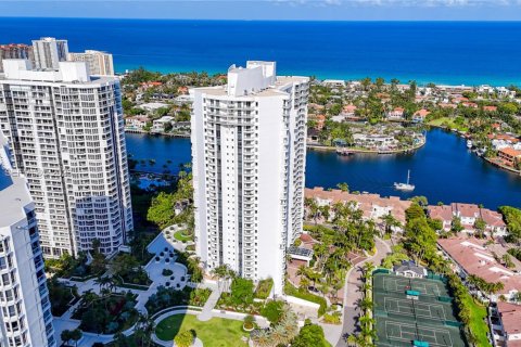 Condo in Aventura, Florida, 3 bedrooms № 2065808 - photo 9
