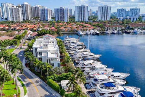Condo in Aventura, Florida, 3 bedrooms № 2065808 - photo 8