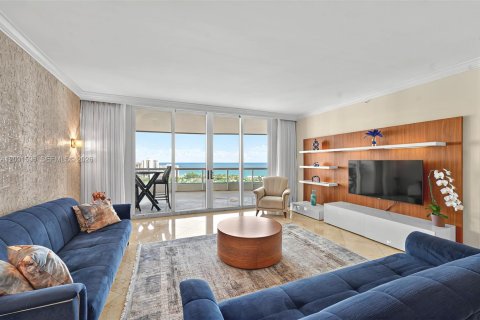 Condo in Aventura, Florida, 3 bedrooms № 2065808 - photo 10