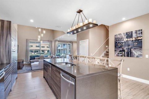 Touwnhouse à vendre à Kissimmee, Floride: 3 chambres, 203.92 m2 № 2266723 - photo 11