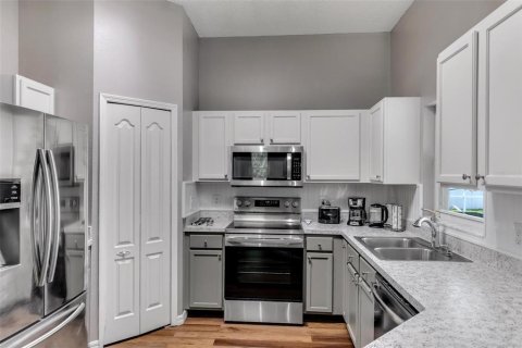 House in Palm Coast, Florida 4 bedrooms, 174.47 sq.m. № 1903426 - photo 11