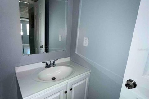 Condo in Tampa, Florida, 2 bedrooms  № 1554371 - photo 10