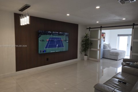 Touwnhouse à vendre à Miami, Floride: 3 chambres, 123.47 m2 № 2058127 - photo 3