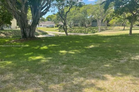 Condo in Delray Beach, Florida, 2 bedrooms  № 1779345 - photo 15