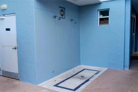 Купить кондоминиум в Ки-Бискейн, Флорида 1 комната, 72.09м2, № 2068122 - фото 16