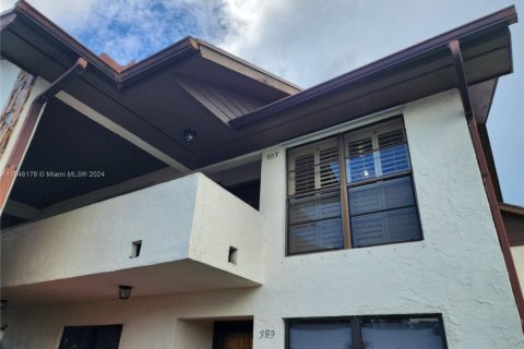 Copropriété à vendre à Palm City, Floride: 2 chambres, 140.19 m2 № 1984779 - photo 2