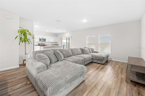 Villa ou maison à vendre à Wesley Chapel, Floride: 5 chambres, 229.47 m2 № 2388531 - photo 7