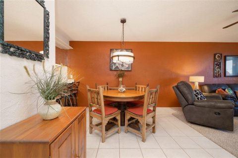 Condo in Daytona Beach, Florida, 2 bedrooms  № 1743284 - photo 6