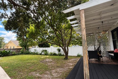 House in Winter Park, Florida 3 bedrooms, 121.14 sq.m. № 2391477 - photo 13