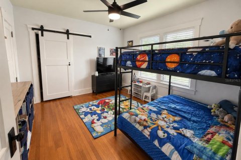 House in Winter Park, Florida 3 bedrooms, 121.14 sq.m. № 2391477 - photo 10