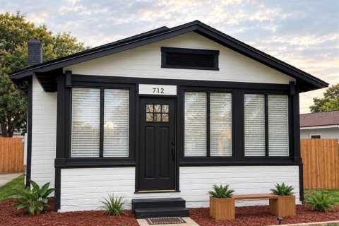 House in Winter Park, Florida 3 bedrooms, 121.14 sq.m. № 2391477