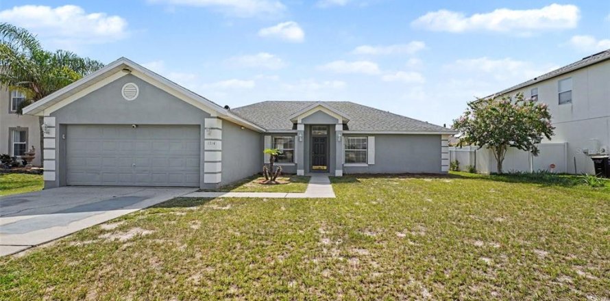 Casa en Poinciana, Florida 3 dormitorios, 172.61 m2 № 2216134