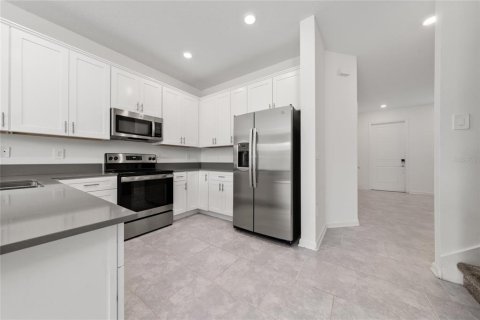 Adosado en alquiler en Kissimmee, Florida, 3 dormitorios, 166.57 m2 № 1883004 - foto 5