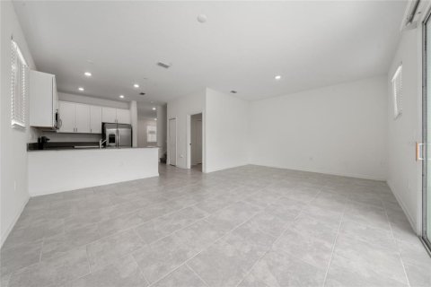 Adosado en alquiler en Kissimmee, Florida, 3 dormitorios, 166.57 m2 № 1883004 - foto 8
