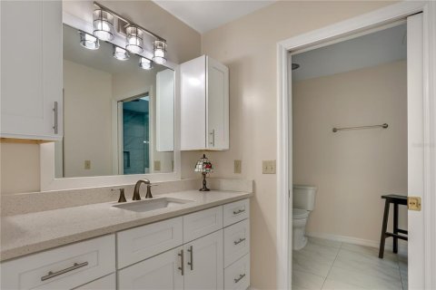 House in Gainesville, Florida 3 bedrooms, 145.95 sq.m. № 1734852 - photo 15