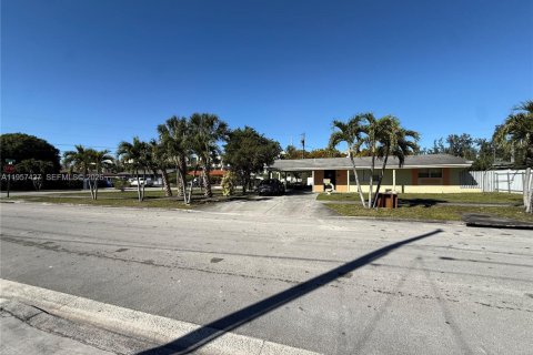 Casa en Hialeah, Florida 2 dormitorios, 99.03 m2 № 2011441