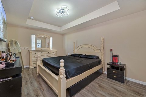 Villa ou maison à vendre à Cape Coral, Floride: 4 chambres, 149.85 m2 № 2399846 - photo 15
