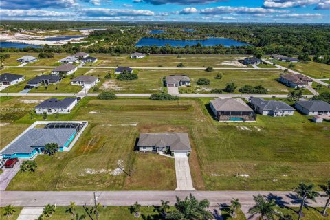 Villa ou maison à vendre à Cape Coral, Floride: 4 chambres, 149.85 m2 № 2399846 - photo 28