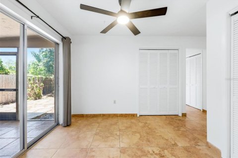 Casa en alquiler en Sarasota, Florida, 2 dormitorios, 178.37 m2 № 2111548 - foto 15