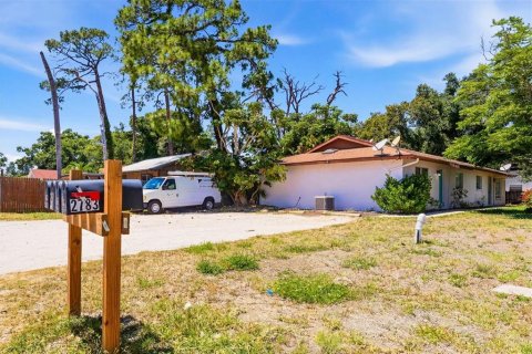 Casa en alquiler en Sarasota, Florida, 2 dormitorios, 178.37 m2 № 2111548 - foto 2