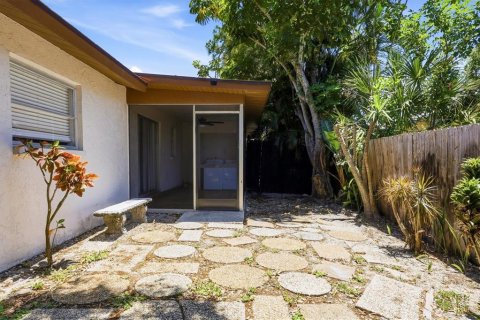 Casa en alquiler en Sarasota, Florida, 2 dormitorios, 178.37 m2 № 2111548 - foto 29