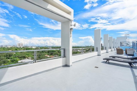 Copropriété à vendre à Miami, Floride: 1 pièce, 57.97 m2 № 1930941 - photo 14