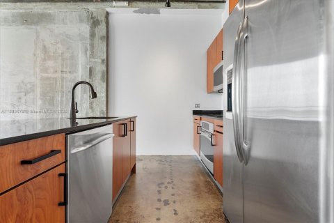 Copropriété à vendre à Miami, Floride: 1 pièce, 57.97 m2 № 1930941 - photo 10