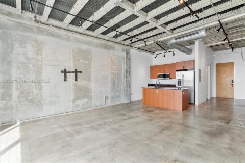 Copropriété à vendre à Miami, Floride: 1 pièce, 57.97 m2 № 1930941 - photo 6