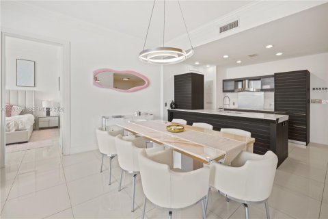 Copropriété à louer à Miami, Floride: 2 chambres, 114.92 m2 № 2065720 - photo 16