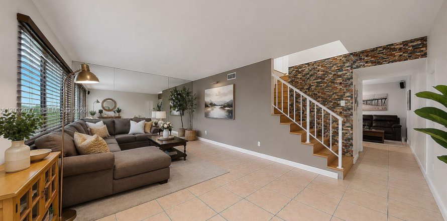 Condominio en Davie, Florida, 3 dormitorios № 2077941