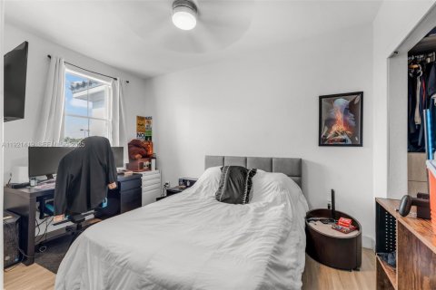 Купить таунхаус в Дорал, Флорида 5 спален, 164.99м2, № 1975462 - фото 19